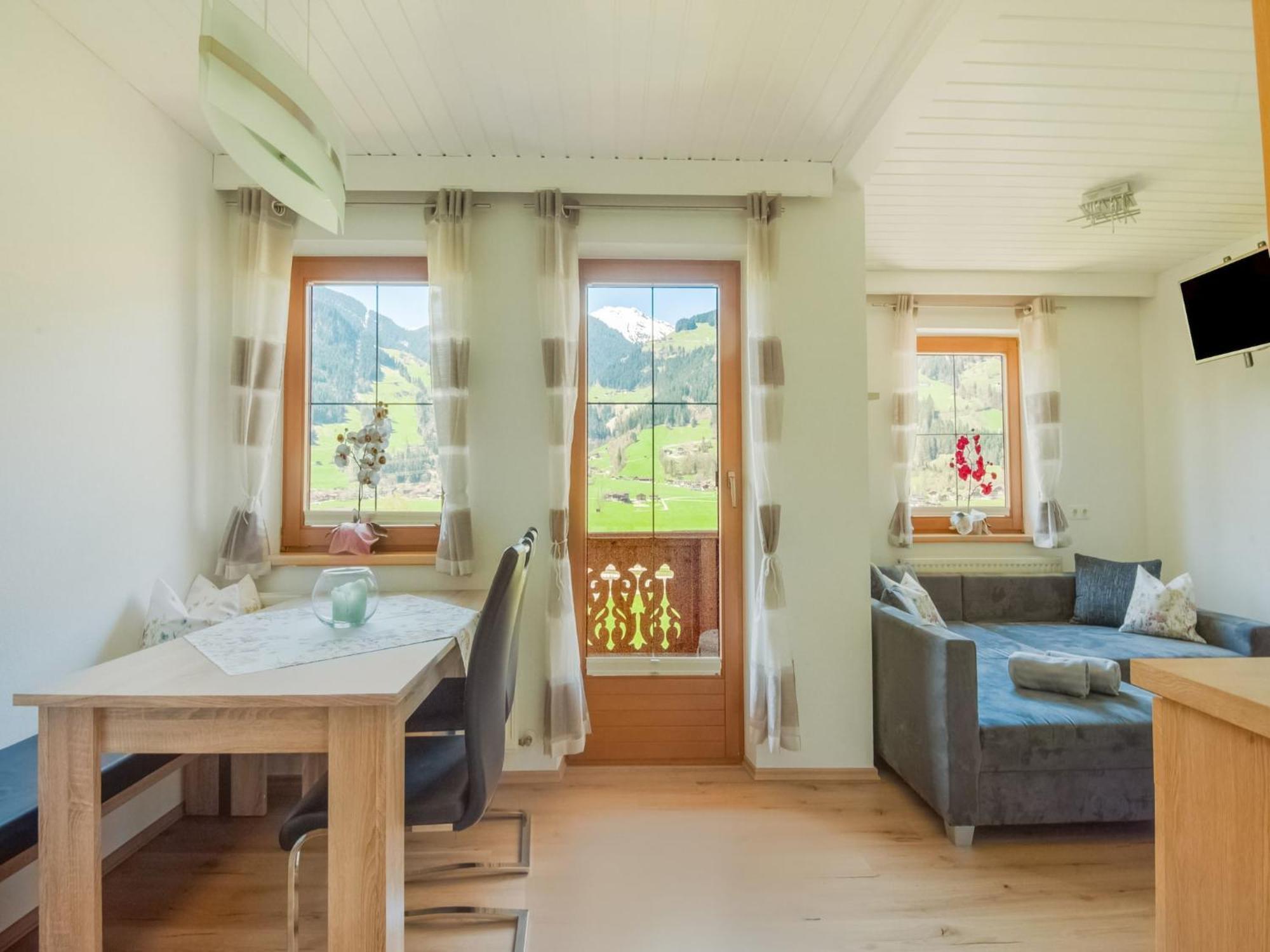 Apartment With Panoramic View Ramsau im Zillertal Exterior photo